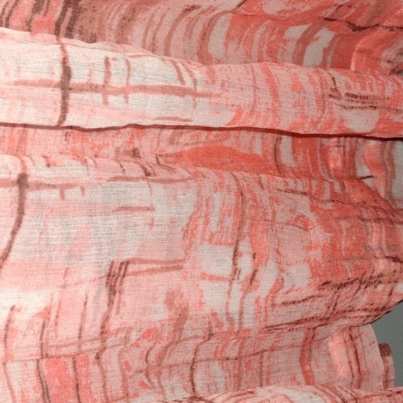 BANANA Republic silk top boat neck size large - Picture 5 of 10